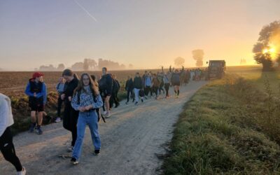 🌿 Une marche sponsorisée pleine d’énergie et de bonne humeur ! 🚶‍♀️🚶‍♂️